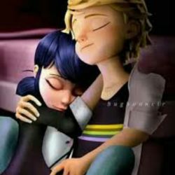 عکس Black love in miraculous 38