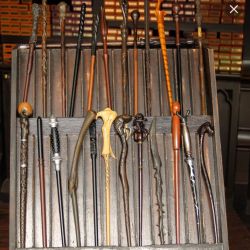 چوب دستی ها(به قلم جی کی رولینگ)