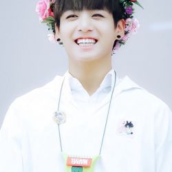 مکنه حرف گوش کن ما کارش عالیه👍😹