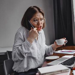 مدل عصبانی شدن متولدین ماههای مختلف