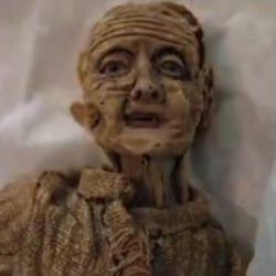 عروسکی که پیر شد