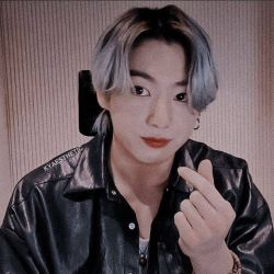 آرمی ها بیاین تو کارتون دارم🙃