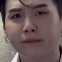 چرا ب پیشی هیت میدی😐😤