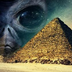 عکس آیا موجودات فضایی در ساخت اهرام مصر نقش داشتند؟
