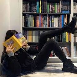 کتاب هایی برای دبیرستانی ها🥰