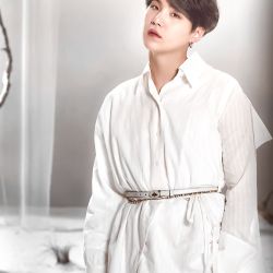 عکس چقدر شوگا لاوری { مین یونگی }