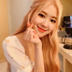 عکس رزان پارک چی کاره تو میشه