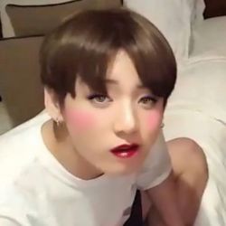 عکس دوستمو اوسکل کردم😐✌🍺