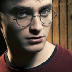 عکس بيگرافي دنيل  🤞💕💜