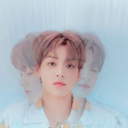 عکس 💚+×+💚TXT💚Choi soobin💚
