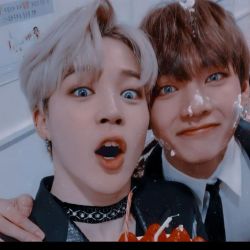 دوراهی سخت "BTS"... ;) 🥂