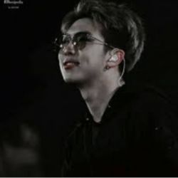 چند تا عکس از نامجون 🖤