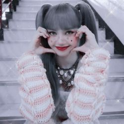 بزرگترین‌فندوم‌ها•-•💕