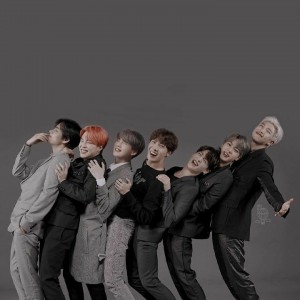 عکس چند تا عکس گروهی از BTS