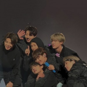 عکس با توجه به مشخصات بفهم کی هس