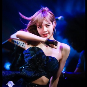 تست 🥺💛Happy Birthday Lisa🖤