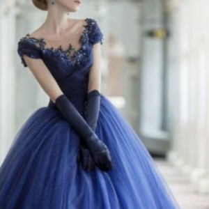 چقدر شبیه یک ملکه ای