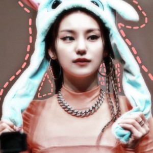 عکس مـن::کـیـم؟""🥟