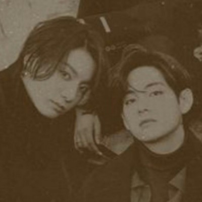 عکس اهنگ دوم ...کیم تهیونگ :)