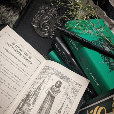 Female characters H.P