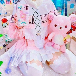 عکس چطوری کیوت باشیم 🤍🍥