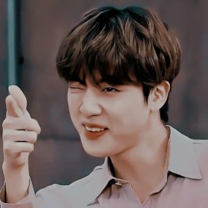 عکس چقدر جین رو میشناسی🎶