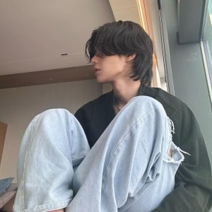 مامثل‌هم‌نیستیم½