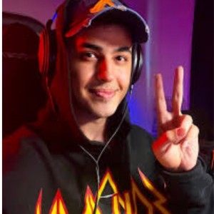 چقدر آریا کئوکسر رو میشناسی؟