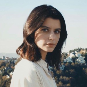 عکس ('Beren Saat')