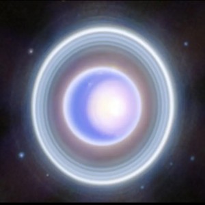عکس درخشش چشم نواز حلقه های اورانوس