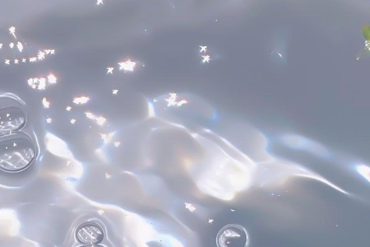 عکس غـ؎ إنگـﮰز تـرﮰنــ لــحـظـــﮫ إســڪإر