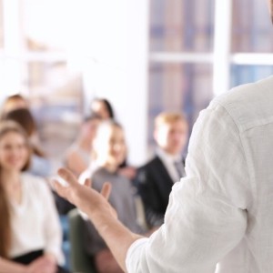 چگونه با اعتماد به نفس حرف بزنیم؟