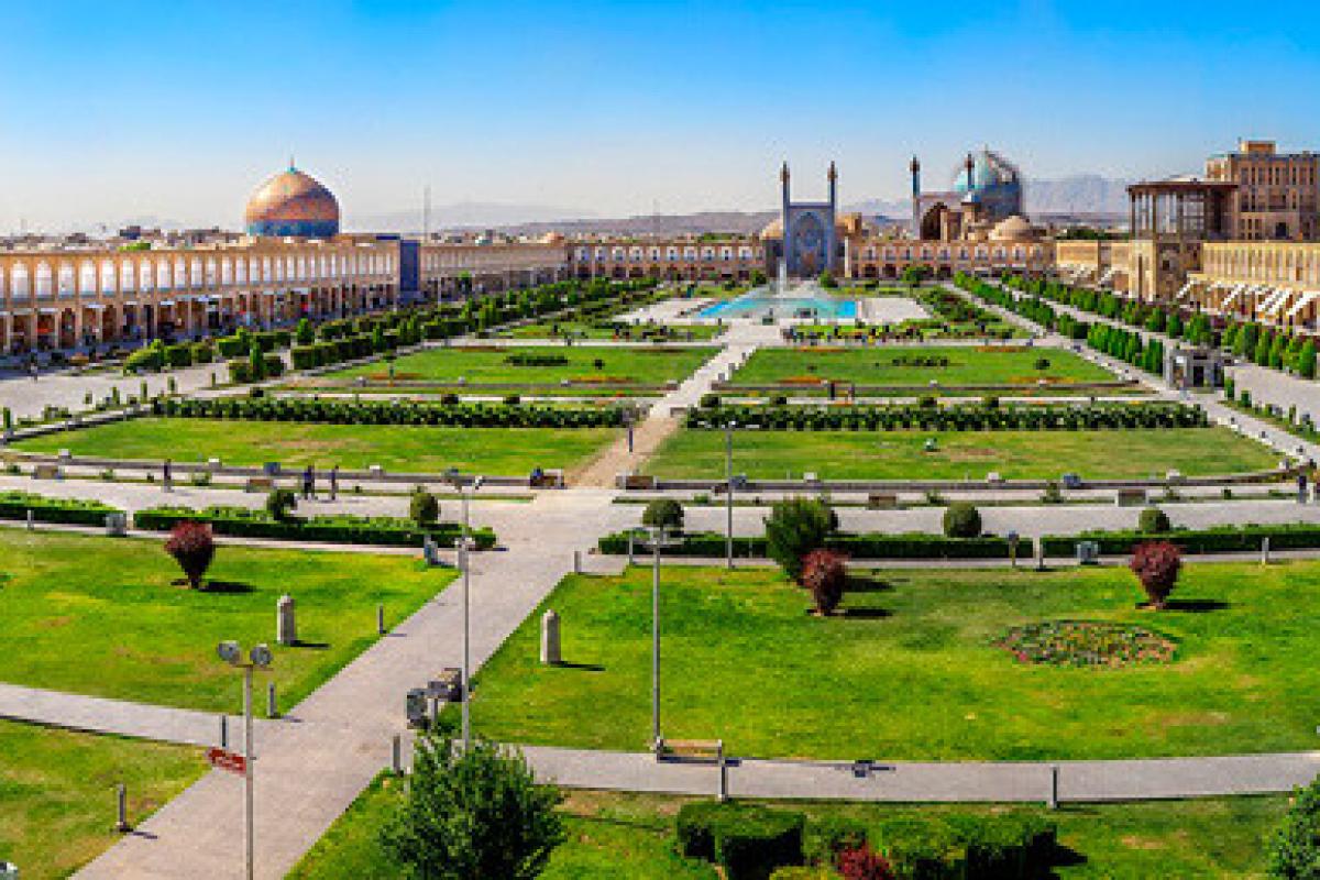 عکس مکان های دیدنی اصفهان.