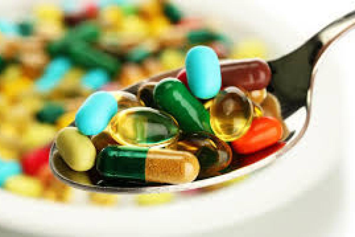 عکس مکمل های غذایی