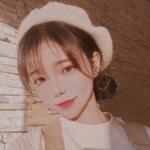 عکس کیدرامرا سلام💜❤️🖤🌸🇰🇷