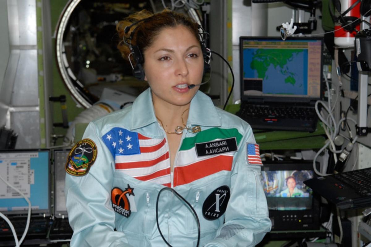 عکس اولین زن فضانورد ایرانی