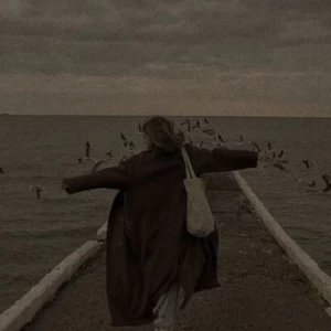 عکس چرا گاهی از چیزهایی می‌ترسیم که هیچ‌وقت اتفاق نمی‌افتند؟