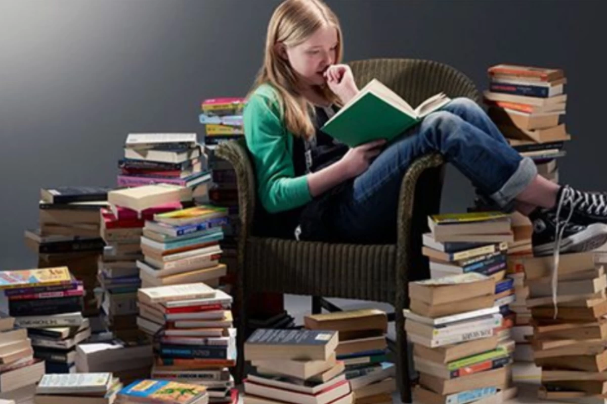 عکس کتابی که شخصیت تو را لو می‌دهد!