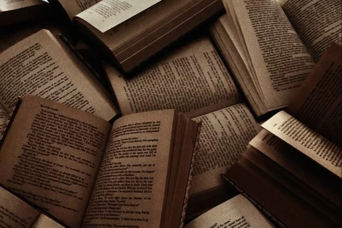 عکس معرفی ۶ کتاب عاشقانه