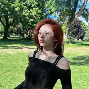 عکس ?Sonia bio