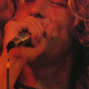 عکس قلب زنگ زده