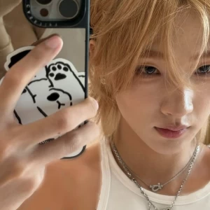 عکس چرا من نه؟