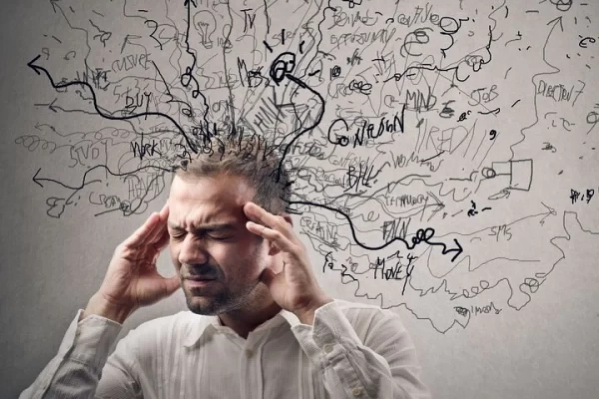 عکس چرا بعضی خاطرات هرگز اتفاق نیفتاده‌اند؟