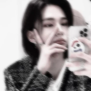 عکس 𝓢𝓸𝓹𝓱𝓲𝓪