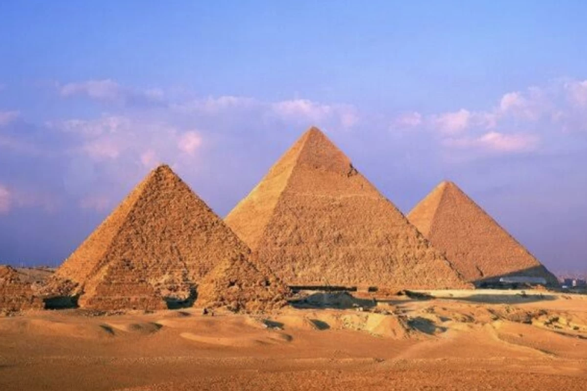 عکس ۷ تا از عجایب اهرام مصر ❔️