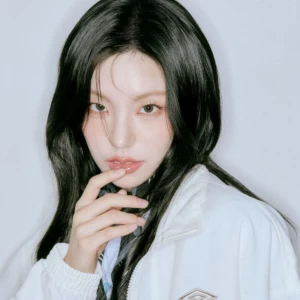 عکس 𝖪𝖺𝗋𝗂𝗇𝖺 💭