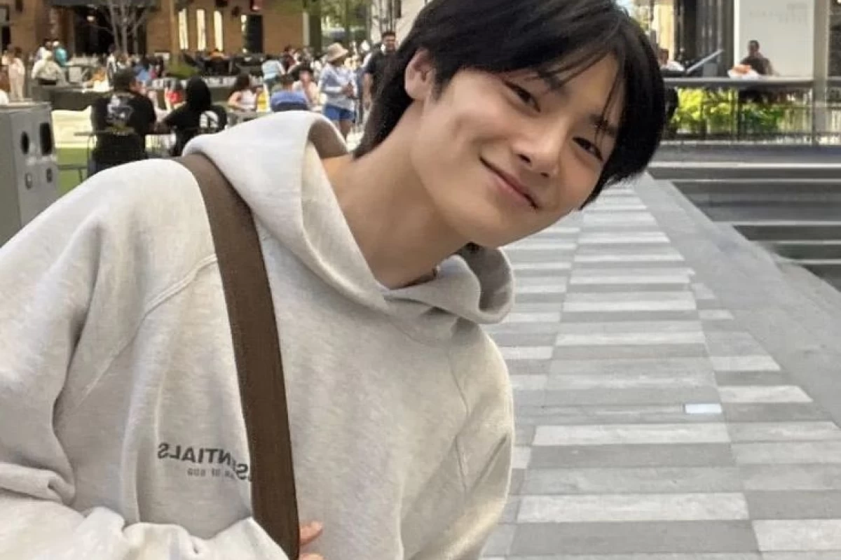 عکس هرکدوم اگه یک اهنگ از البوم خودشون میشدن(Skz)