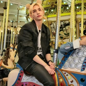 عکس 🎶 چرا دنیا عاشق کی‌پاپ شد؟