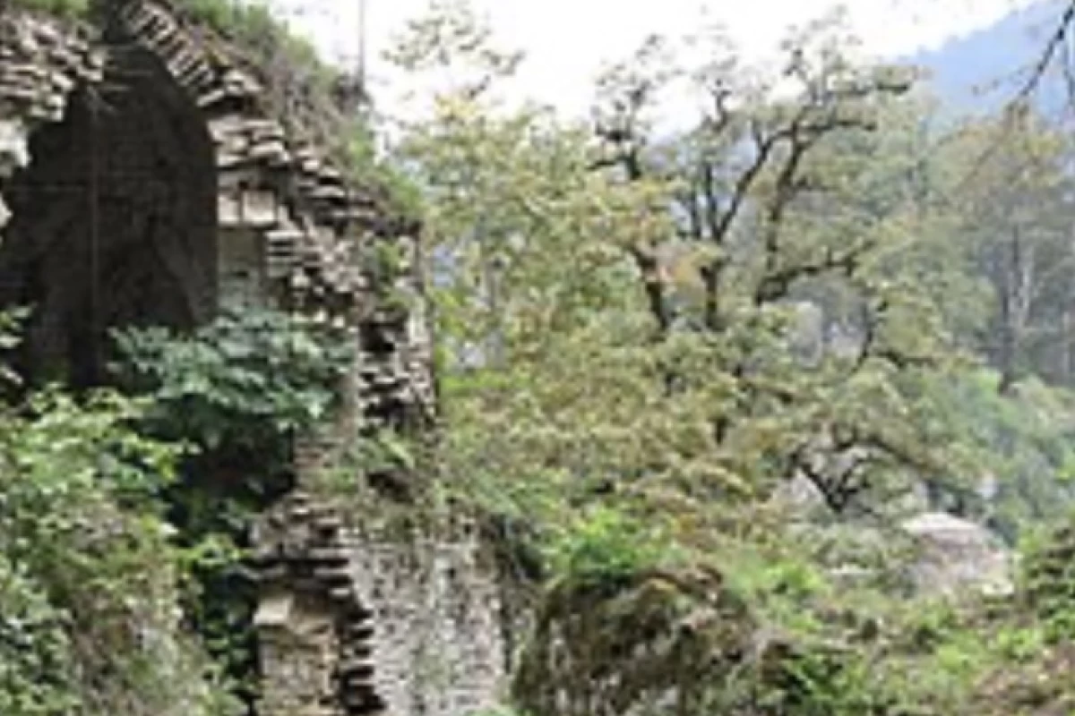 عکس قلعه ی رودخان