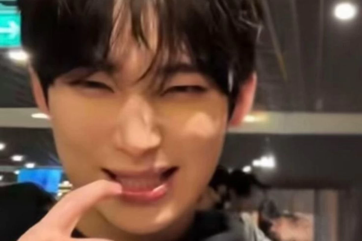 عکس 🫐:باحال بود ولی خ*فه شو(ورژن کیپاپ)